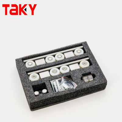 आधुनिक फर्नीचर अलमारी के लिए डबल सॉफ्ट क्लोजिंग 8 व्हील स्लाइडिंग डोर पुली हार्डवेयर